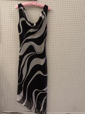 Asymmetrical Black and White Wave-Print Dress